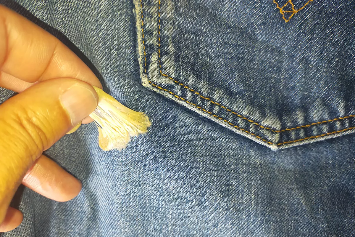 come togliere il chewing-gum dai tessuti
