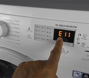 Cosa significa e cosa fare in caso di errore E10 lavatrice Electrolux