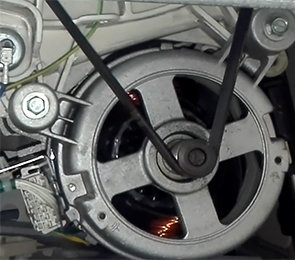 Errore F06 della lavatrice Whirlpool