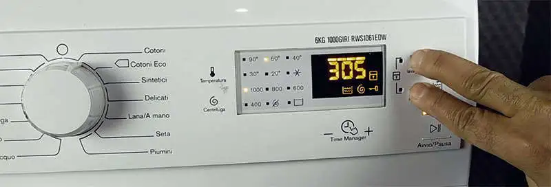 lavatrice asciugatrice electrolux non cambia i programmi