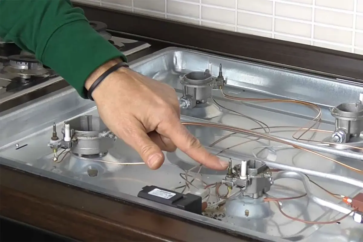 sostituire la termocoppia del piano di cottura