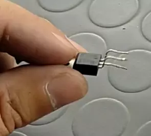 Come sostituire il triac della scheda della lavatrice