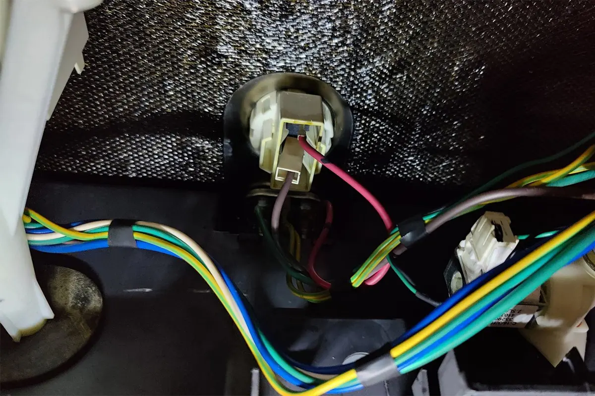 verifica termostato di sicurezza lavastoviglie non riscalda